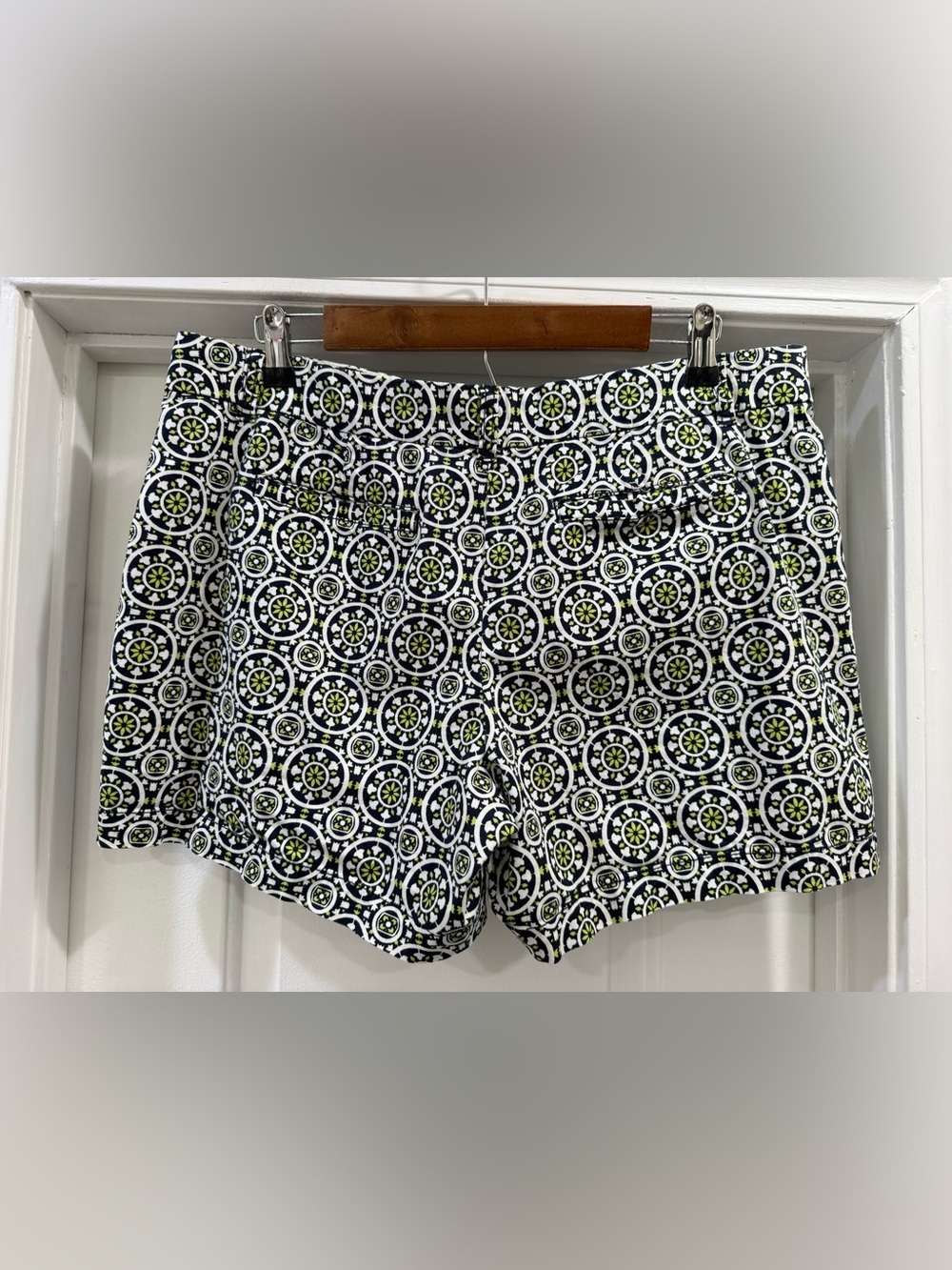 crown & ivy Black, White and Lime Geometric Print Women's Shorts Size 12